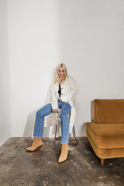 Kireina II VACAY Slim Kick Flare Raw Hem - 70’s Blue