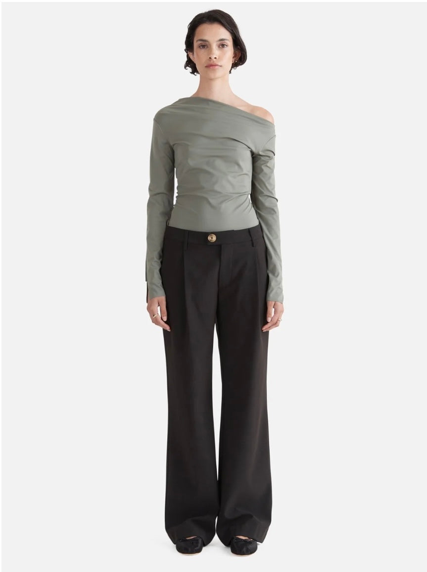 ENA Pelly II OFF THE SHOULDER Top - olive