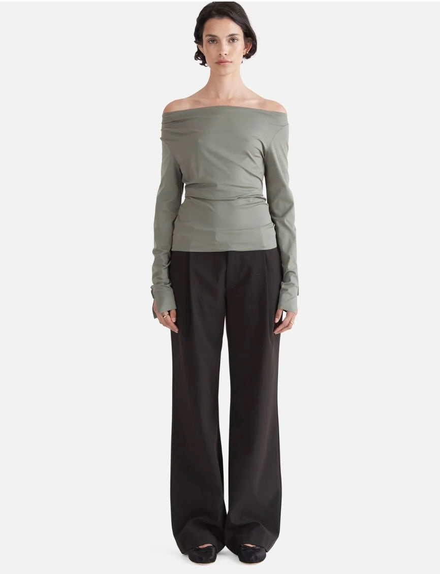 ENA Pelly II OFF THE SHOULDER Top - olive