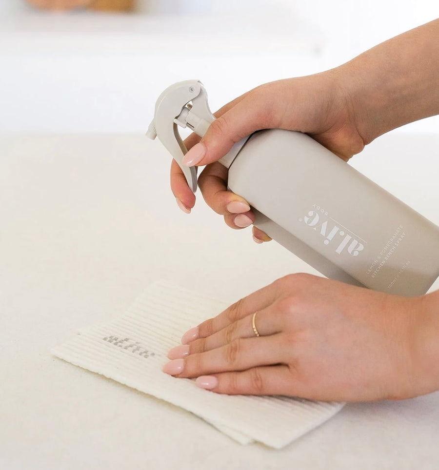 al.ive II Kitchen BENCH SPRAY - lemon & pomegranate