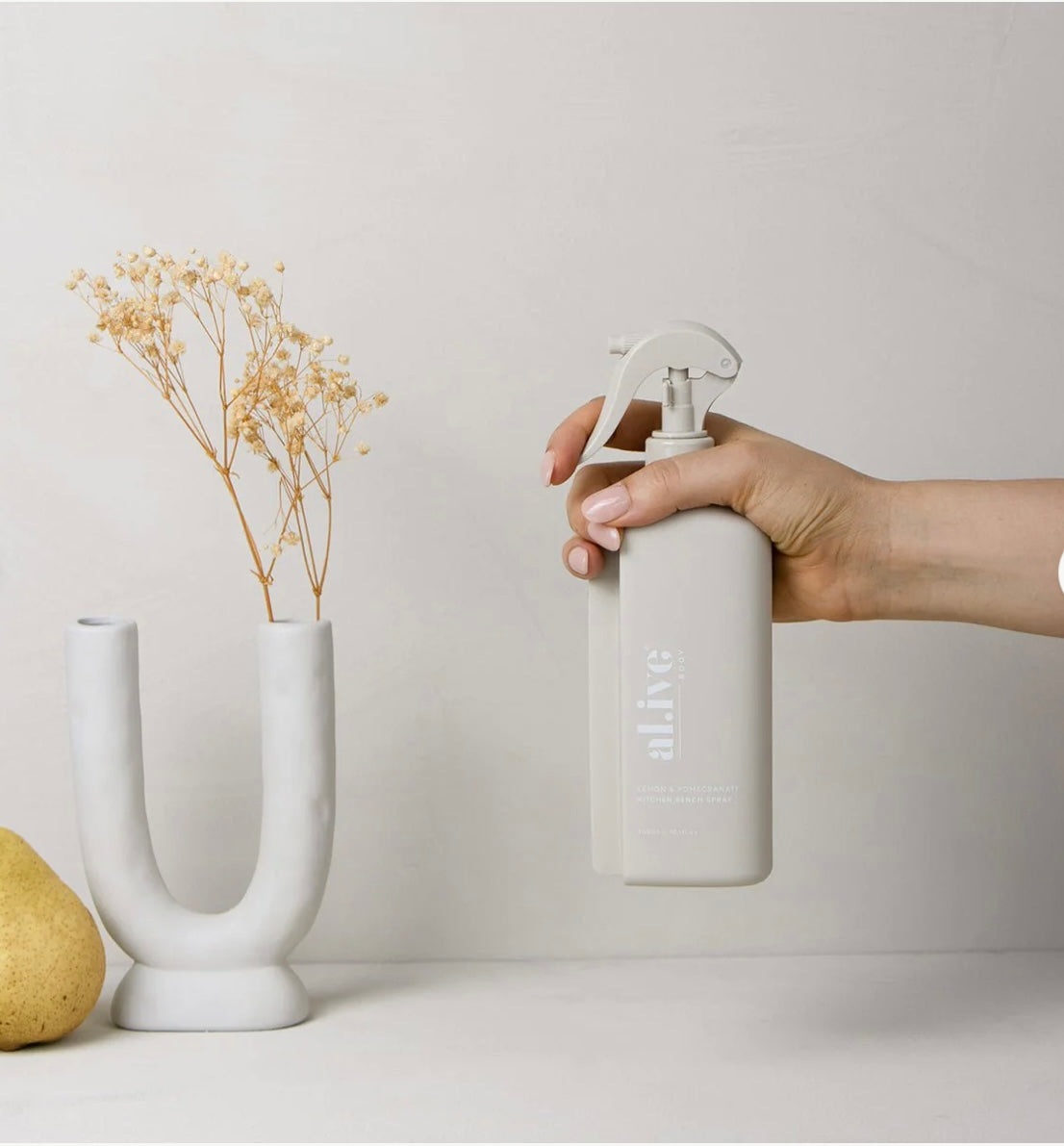 al.ive II Kitchen BENCH SPRAY - lemon & pomegranate
