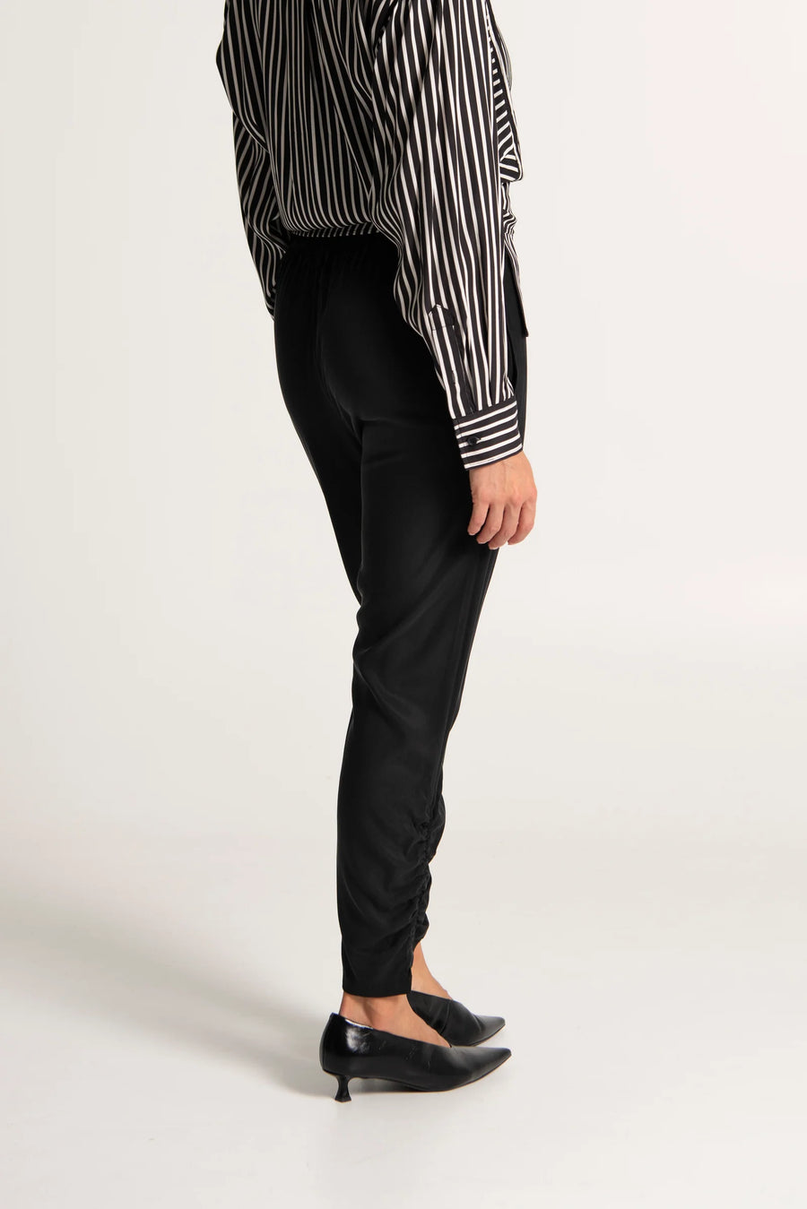 Lounge The Label II CROZET Pant - Black