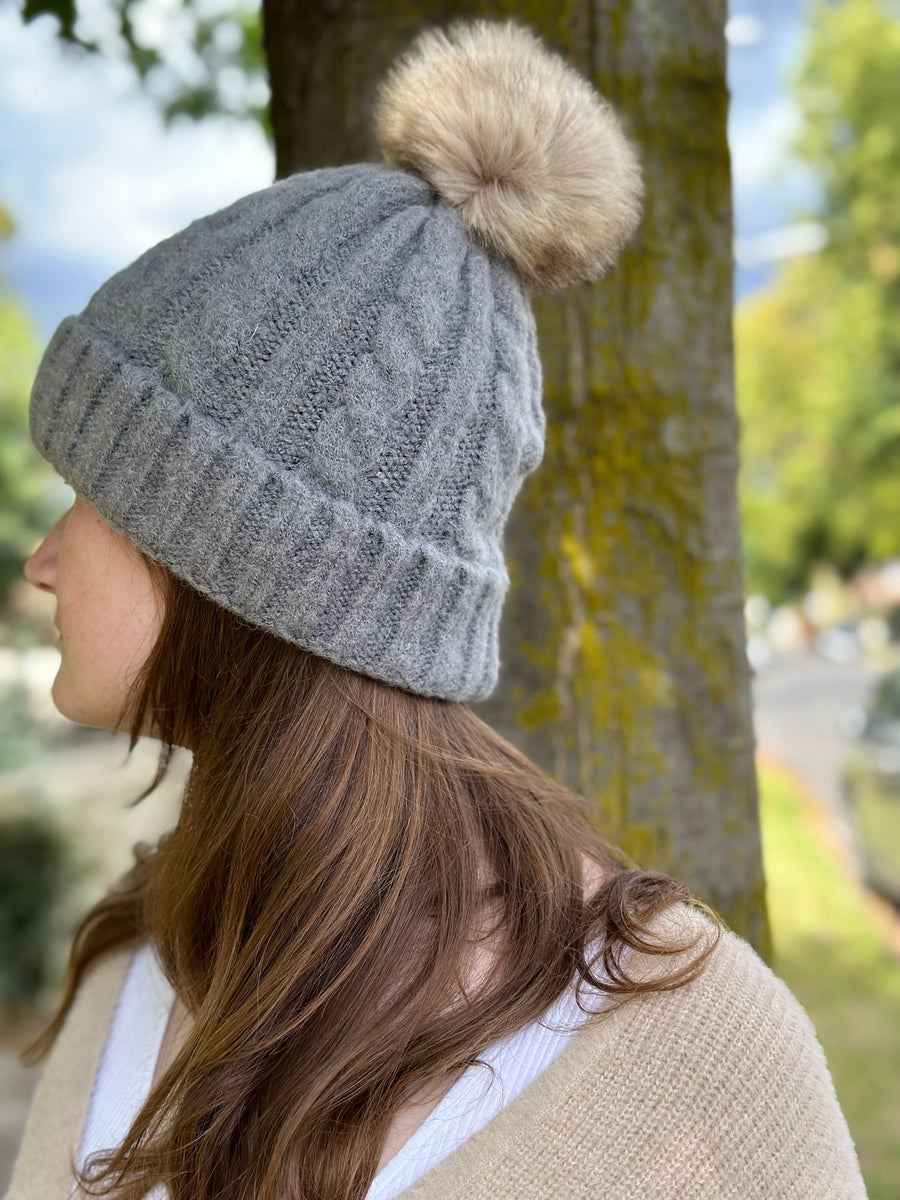Ellis & Co II Ribbed Knit Beanie