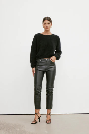 World of Nomads II STELLA Cashmere Boat Neck - black