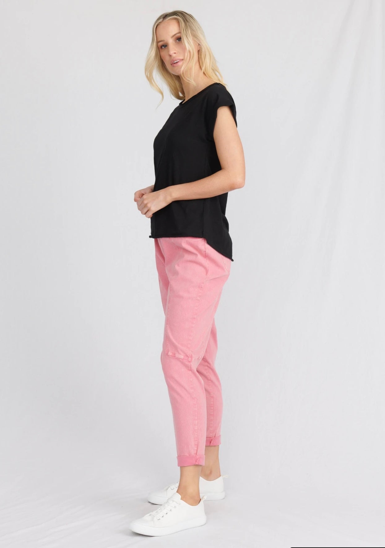 LULU Organic II SANTA BARBARA Round Neck Tee / black