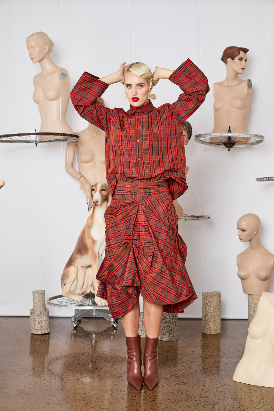 M.A Dainty II 	PARA - Red Check