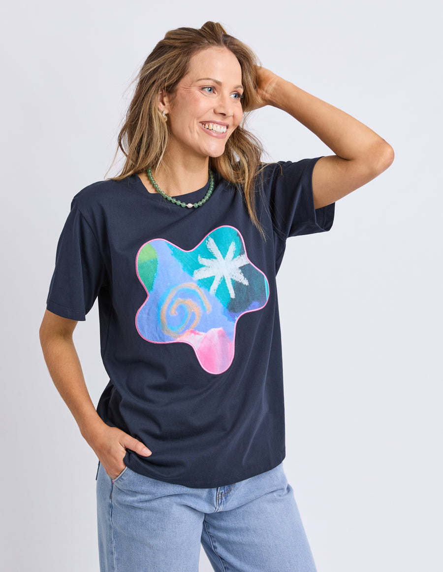 Elm II PARTY APPLIQUÉ TEE - Blue