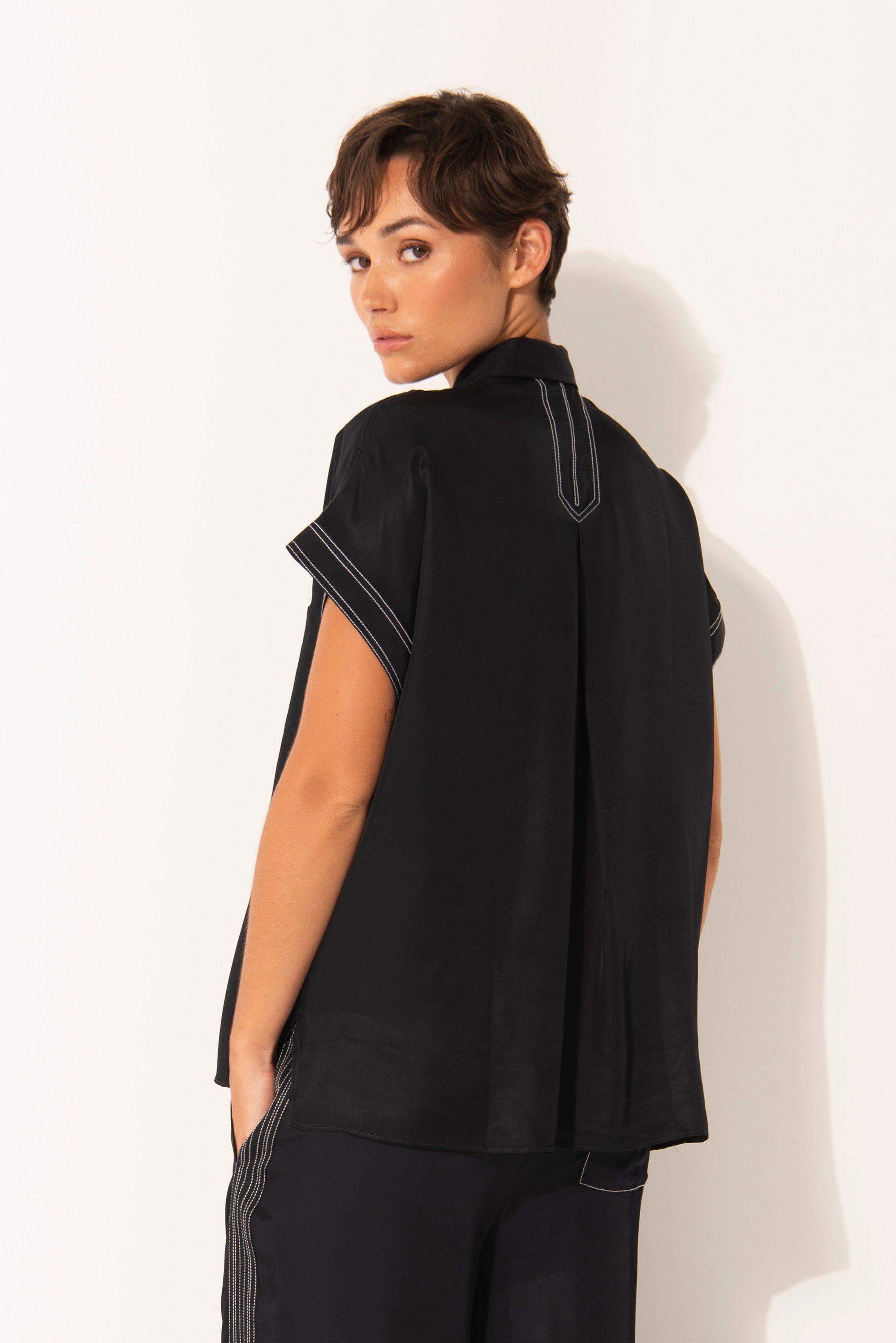 Lounge the Label II LEVANZO Shirt - Black/White