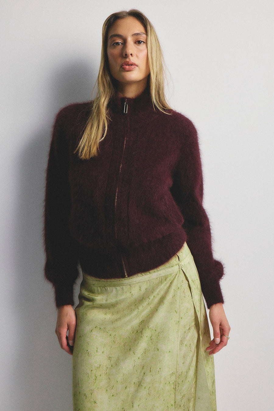 World Of Nomads II FELIX Zip Up Cashmere Bomber - Aubergine
