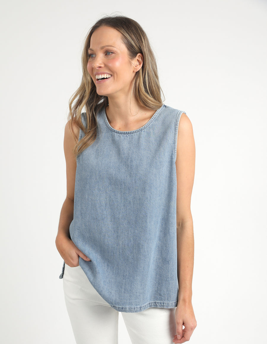 Elm Lifestyle II CURTIS Chambray Tank - Blue Wash