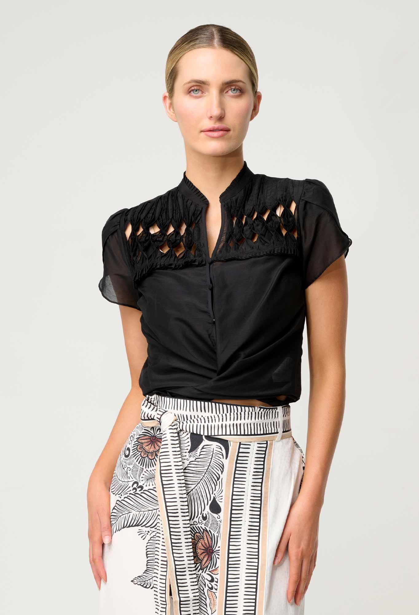 Oncewas II DALIA Diamond Smock Yoke Shirt - black