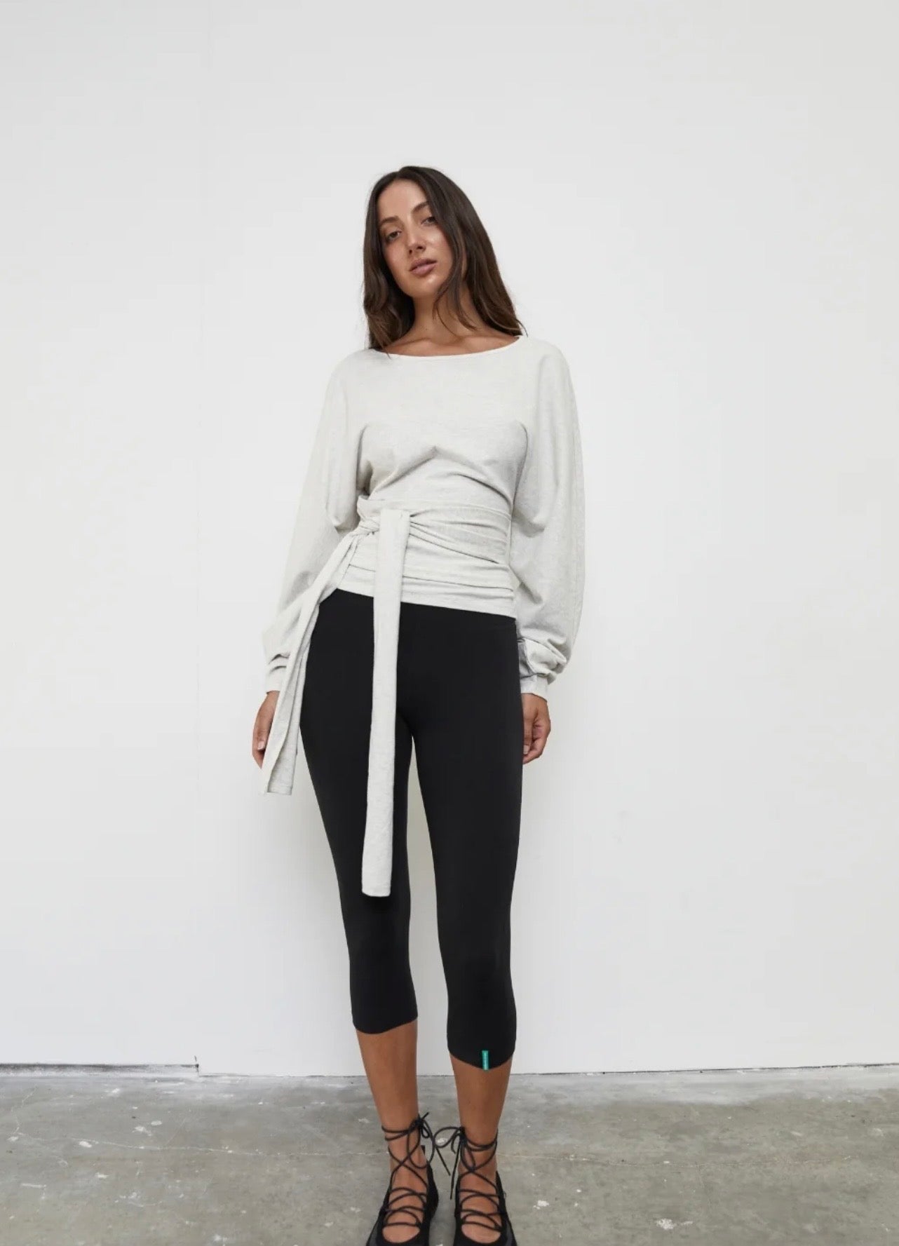 Pinky & Kamal II WAIST WRAP LONG SLEEVE TOP - Grey Marle