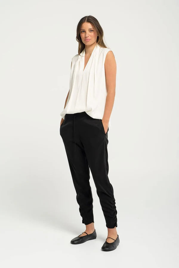 Lounge The Label II CROZET Pant - Black