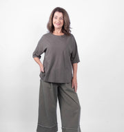 M.A Dainty II PEONY Linen/Cotton Tee - Kelp (olive)