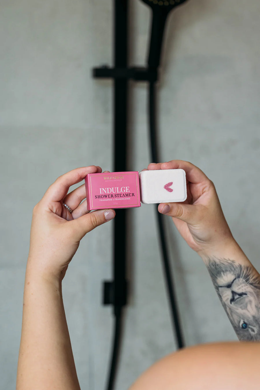 WILD EMERY II INDULGE Shower Steamer
