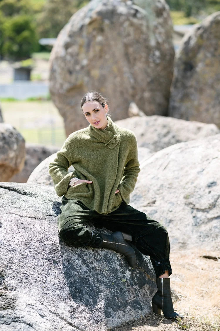Maud Dainty II SHETLAND KNIT JACKET - Grass Green