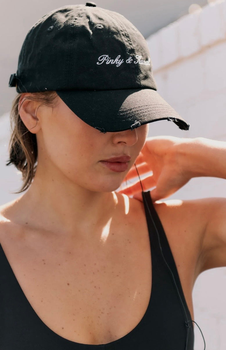 Pinky & Kamal II PINKY & KAMAL CURVED CAP - Black
