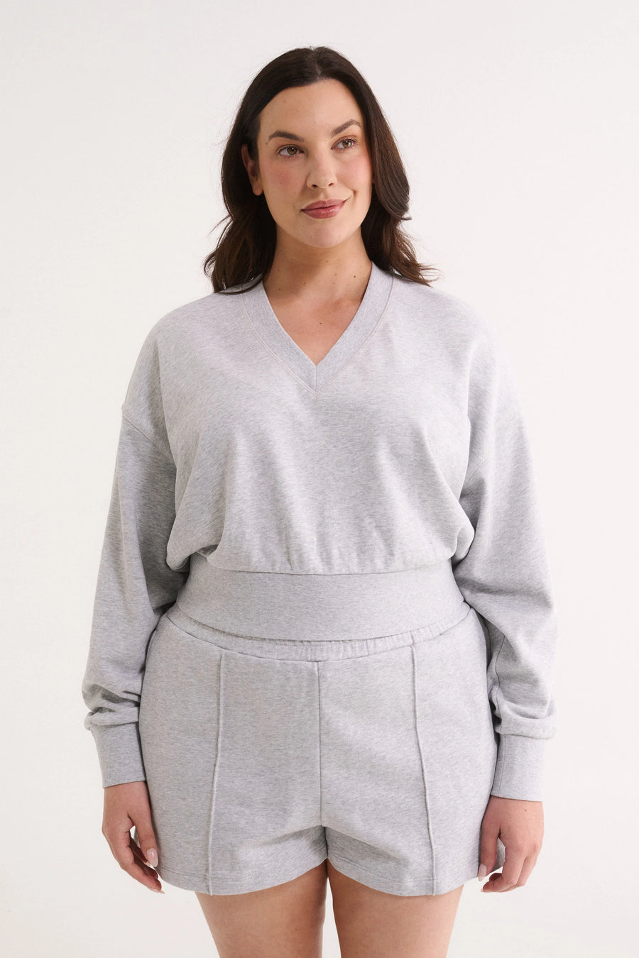 PRIMI II CHARLOTTE V NECK JUMPER - Grey