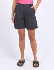 FOXWOOD II Madeleine Short - Black