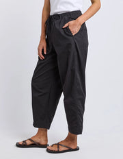 Elm Lifestyle II LUND Barrel Leg Pant - black