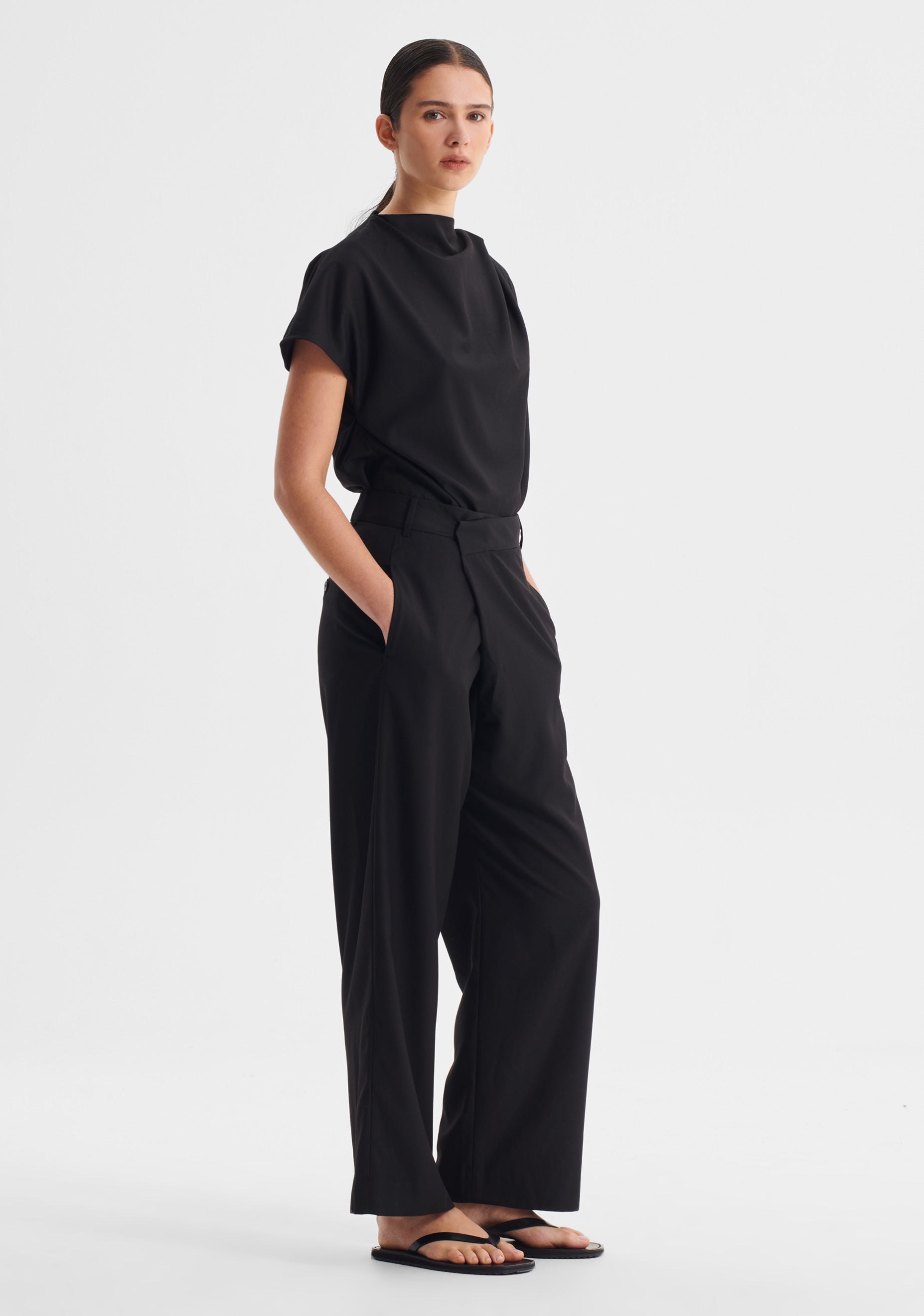 Morrison II SEBASTIAN WRAP Pant - black