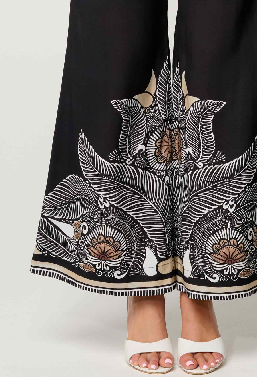 Oncewas II PETITE - Willow Faille Panel Pant - onyx Casablanca print