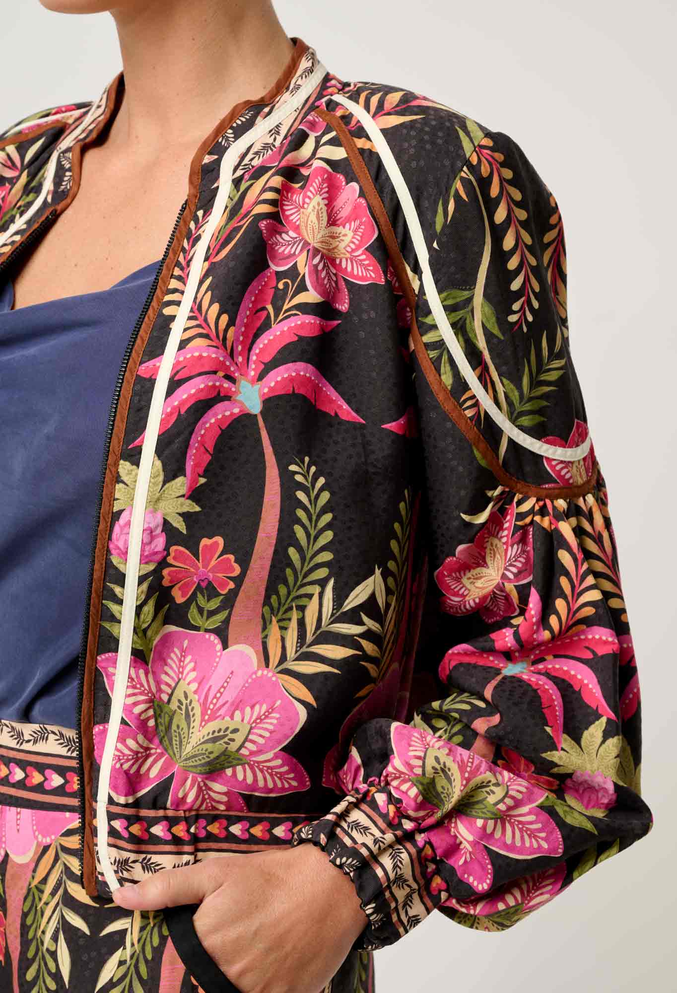 OnceWas II ARABELLA Reversible Viscose Detail Jacket - Anthos Lotos / Black