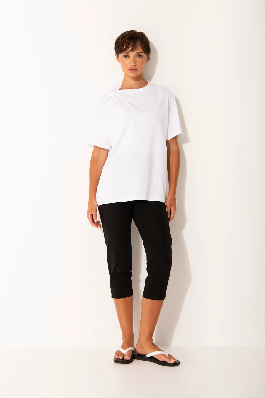 Lounge the Label II CAPRI Pant - black