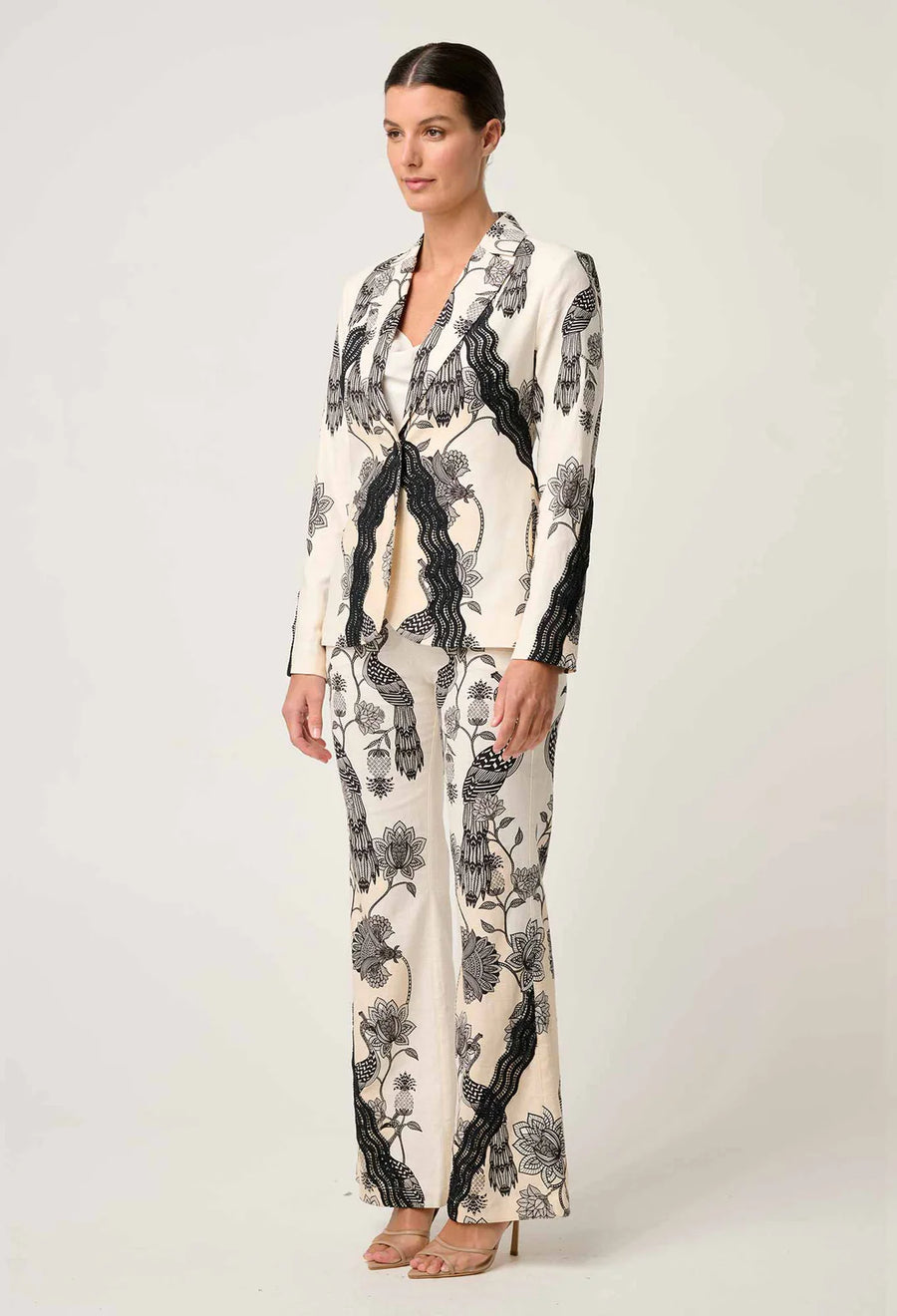 OnceWas II LEANDRO Contrast Lace Trim Linen Blazer