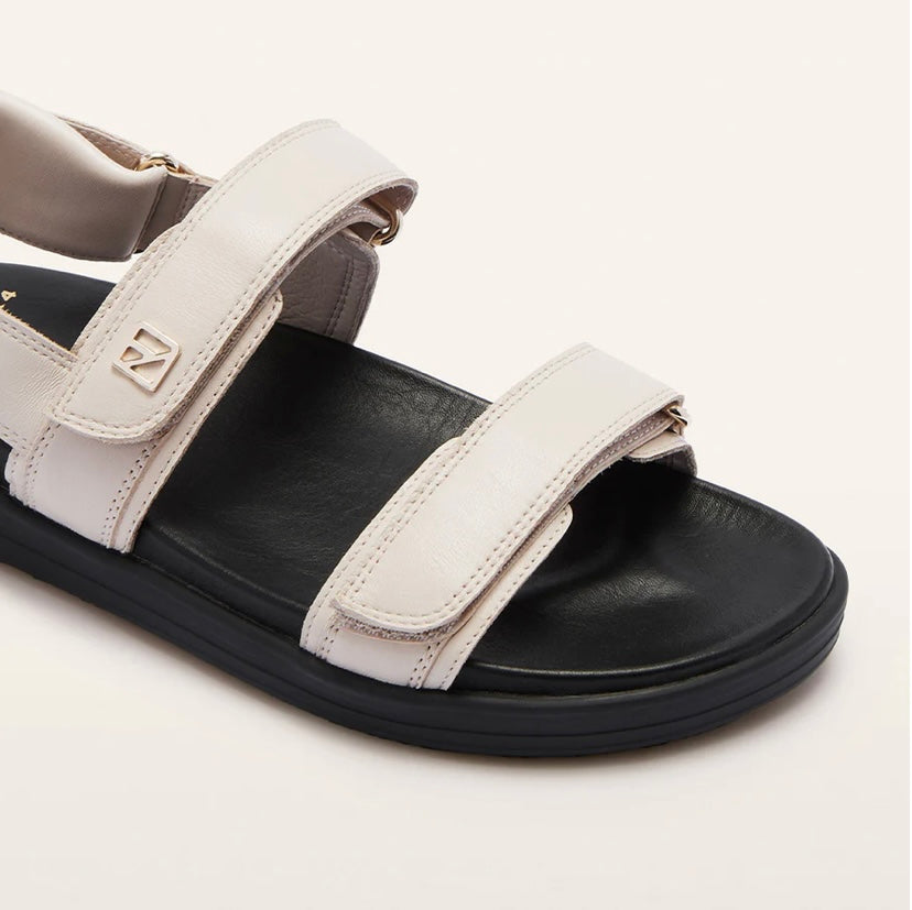 FRANKiE4 II ROME Sandals - Ecru