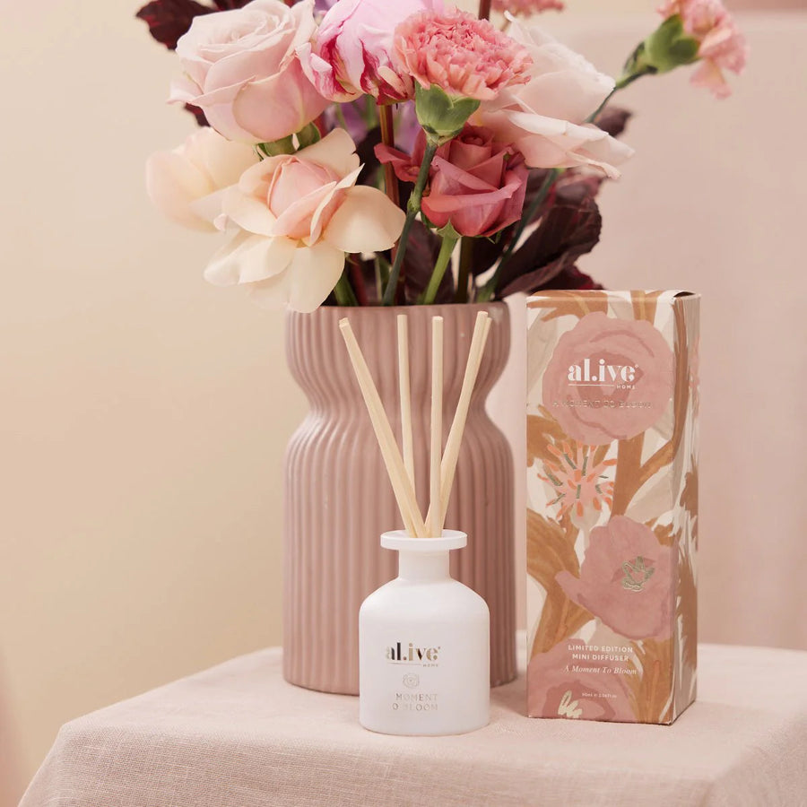 Al.ive II Mini Diffuser - A Moment To Bloom