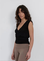 M.A Dainty II Light MERINO KNIT Wrap - black