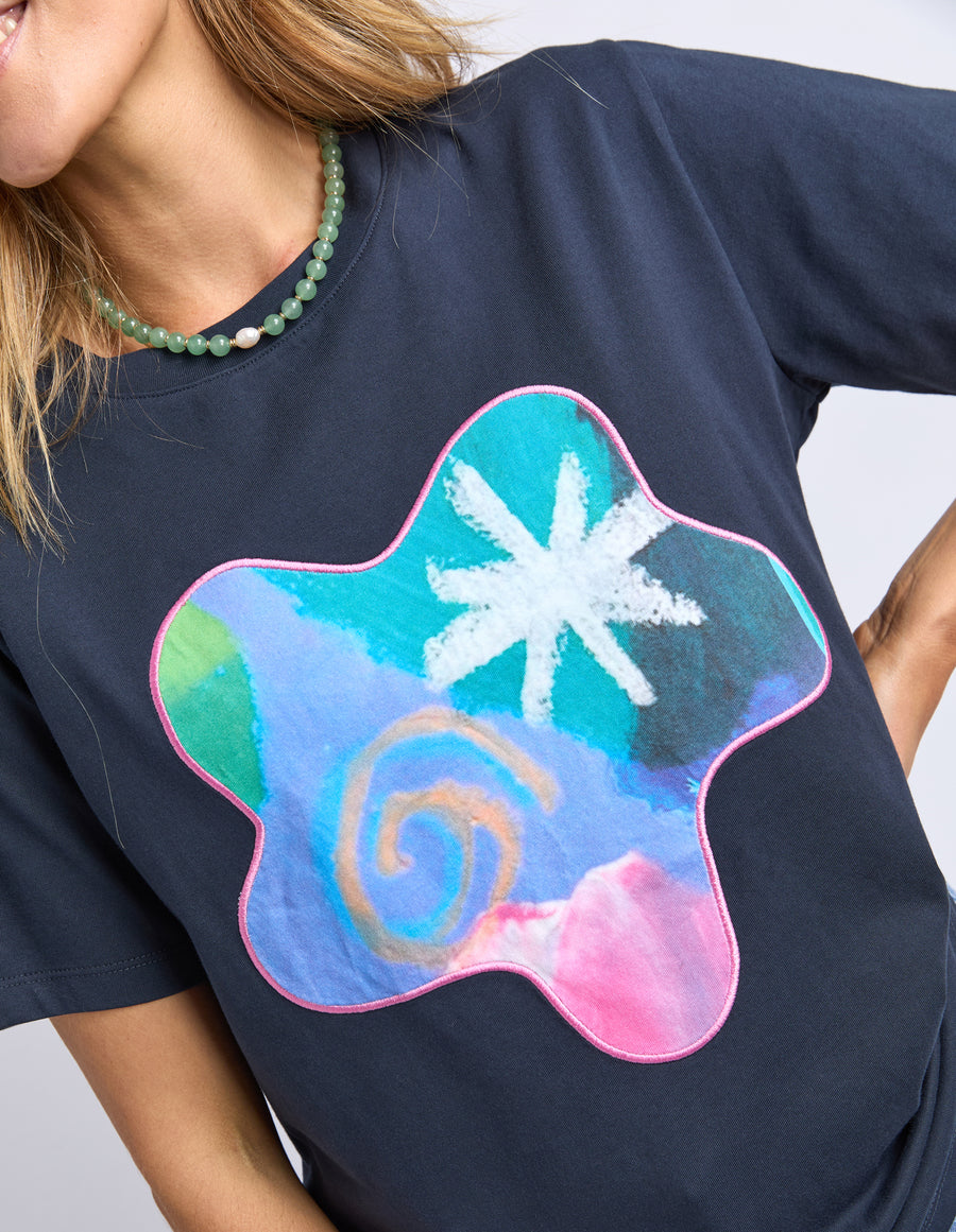 Elm II PARTY APPLIQUÉ TEE - Blue