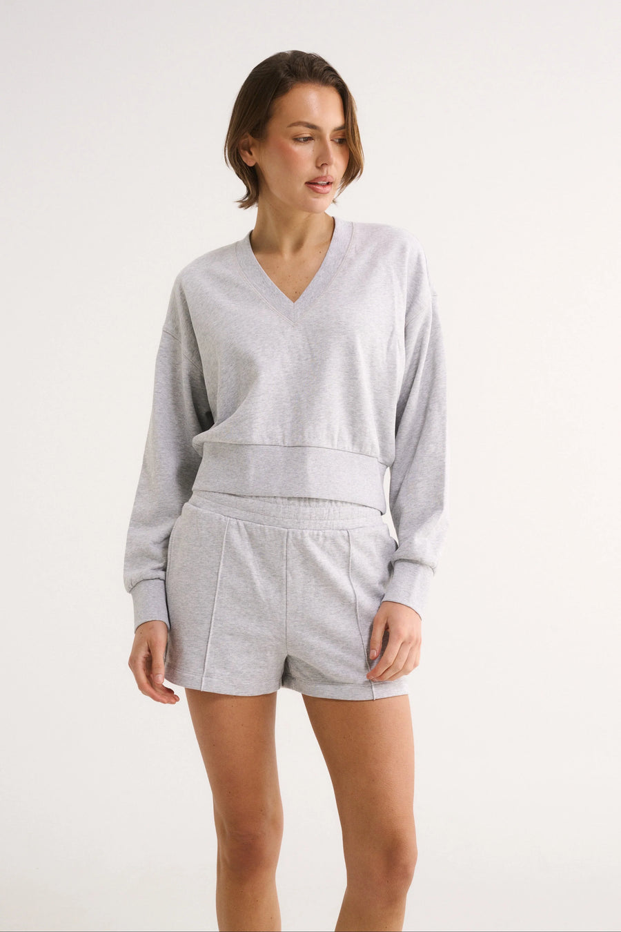 PRIMI II CHARLOTTE V NECK JUMPER - Grey