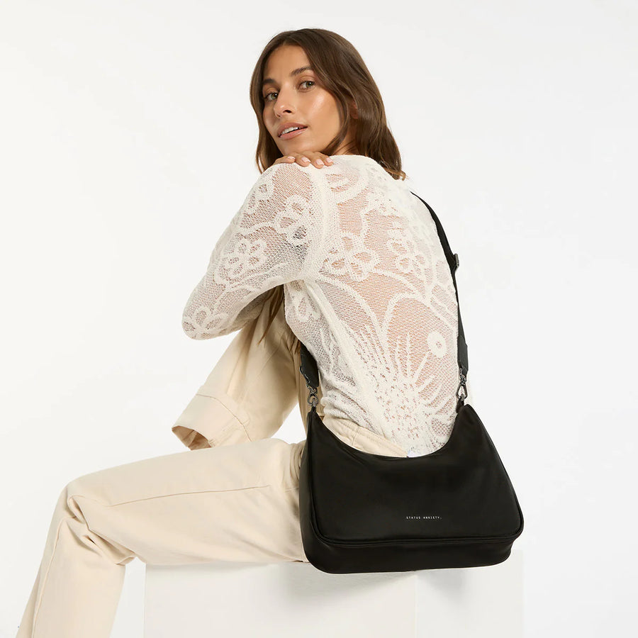 Status Anxiety II FLEUR bag - black