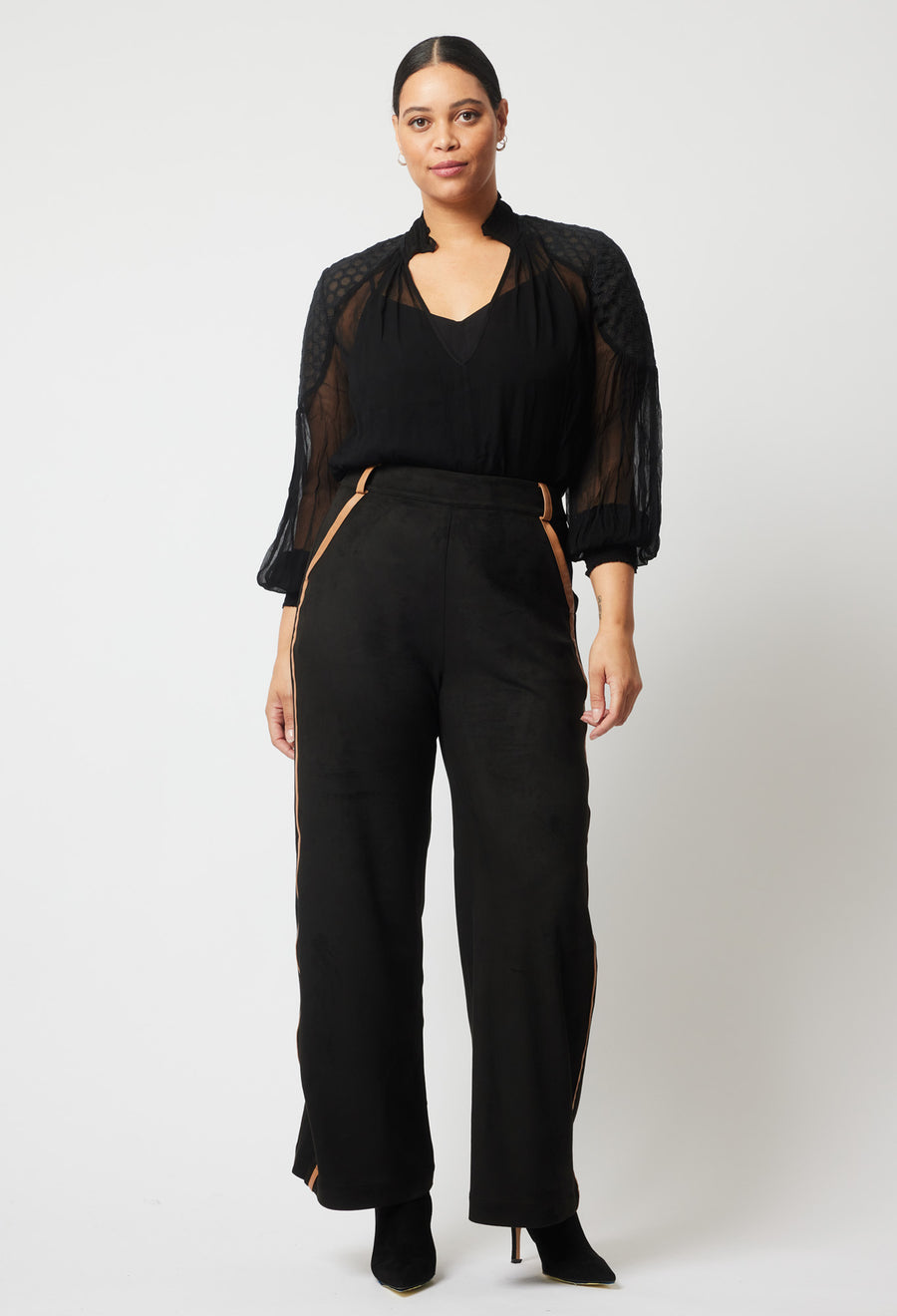 Oncewas II PHEONIX Contrast Shoulder Blouse - black