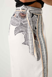 Oncewas II ZENOBIA Contrast Trim Viscose Dobby Midi Skirt - Ivory Casablanca