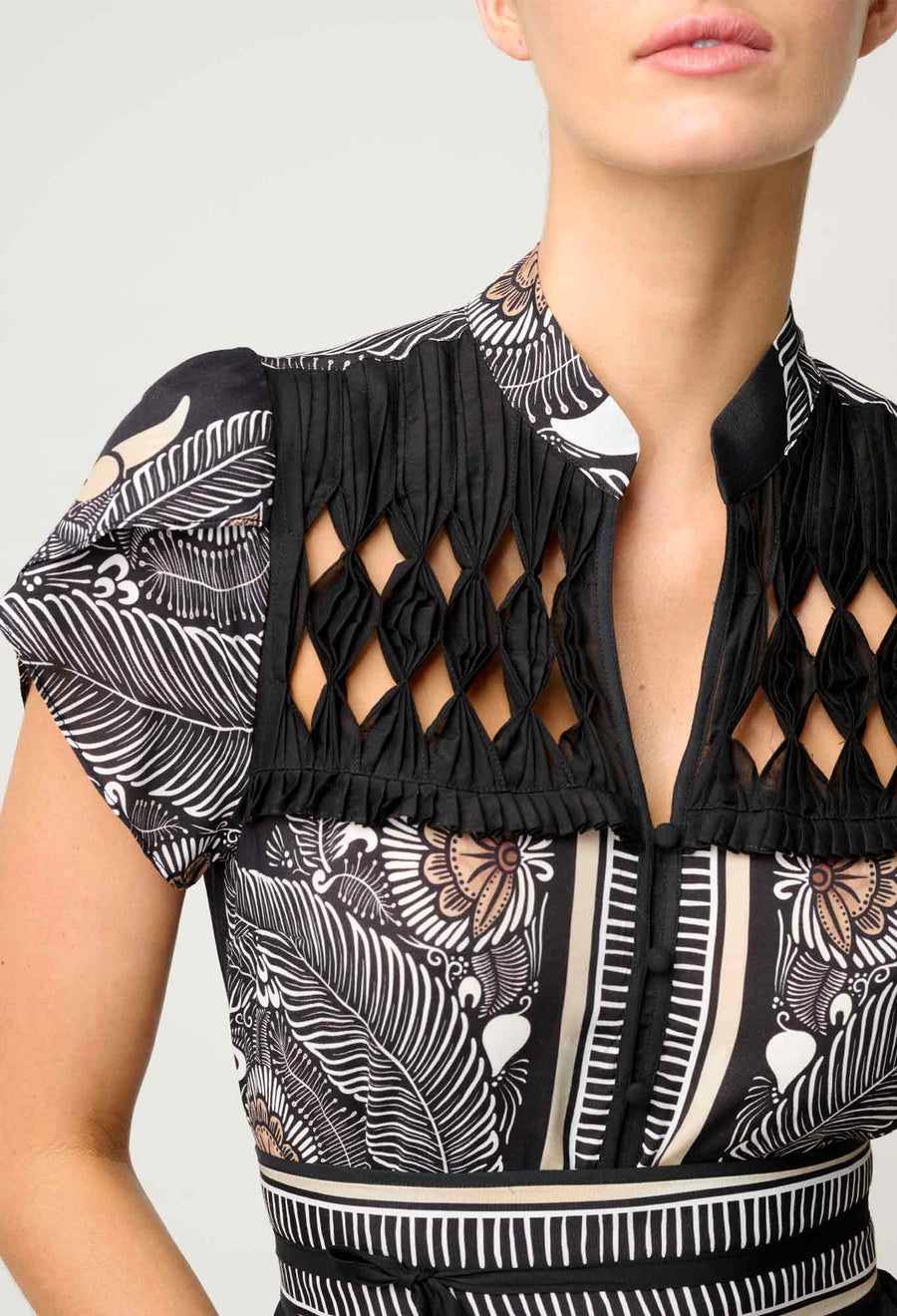 Oncewas II MAHA Diamond Smock Yoke Dress - onyx Casablanca print