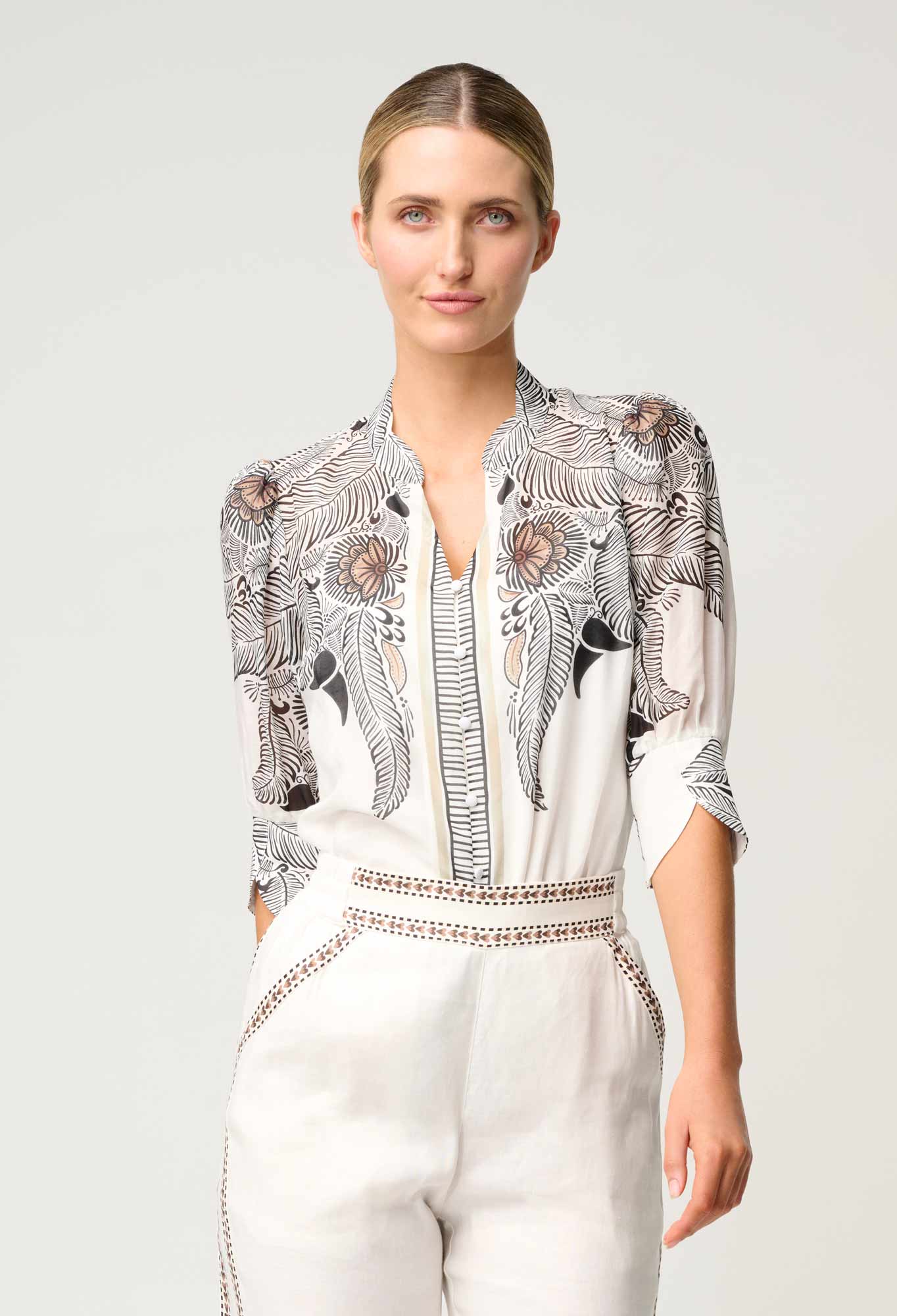 Oncewas II LELIA Silk Cotton Placement Print Collar Shirt - ivory Casablanca print