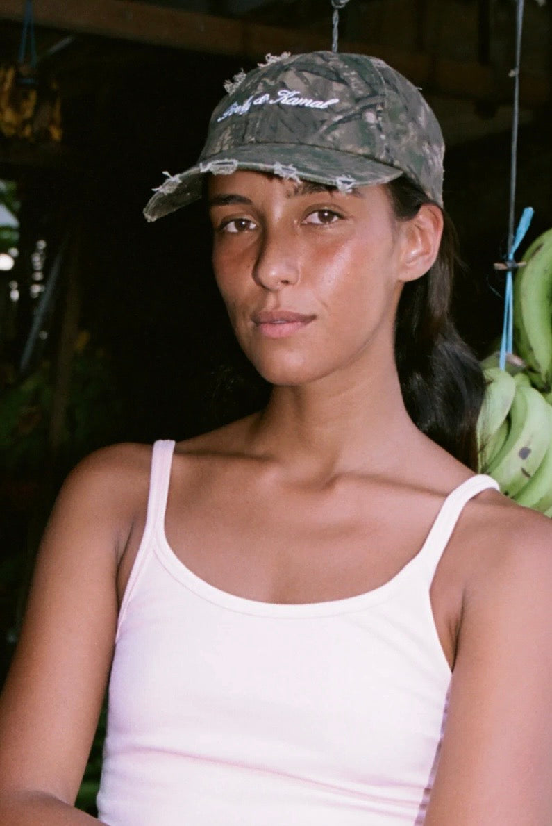 Pinky & Kamal II PINKY & KAMAL CURVED CAP - Distressed Como