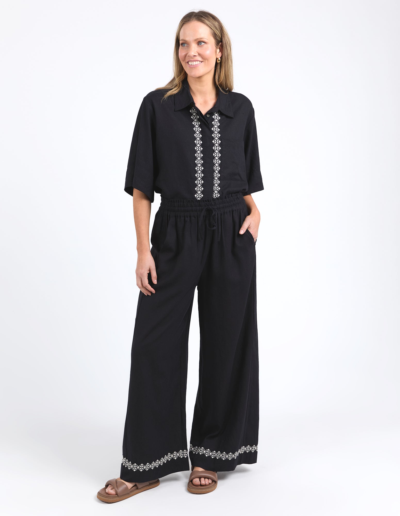 Elm Lifestyle II NINA Embroidered pant - black