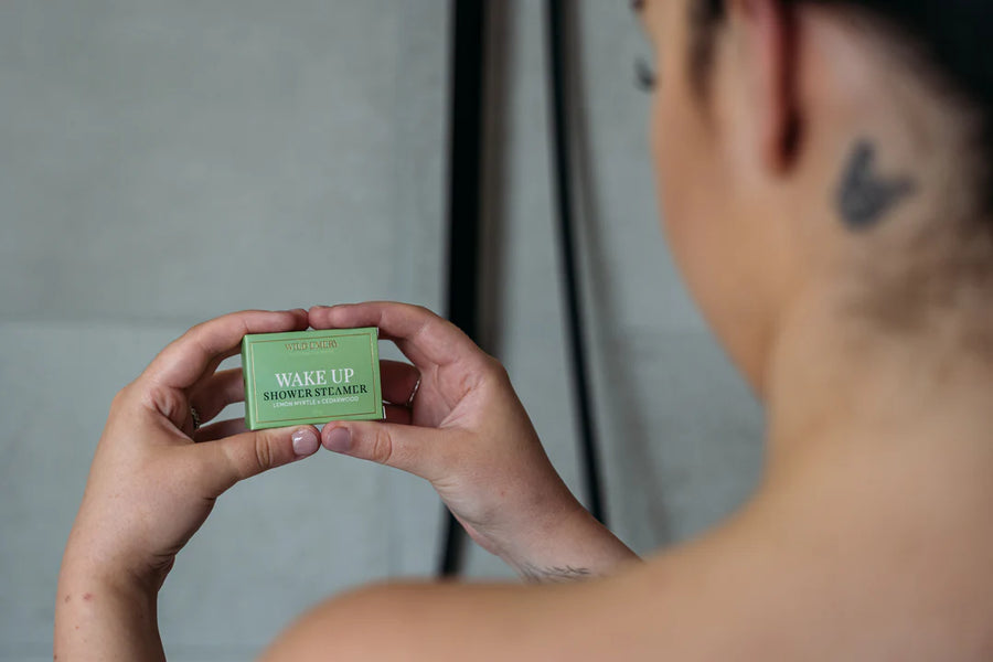 WILD EMERY II WAKE UP Shower Steamer