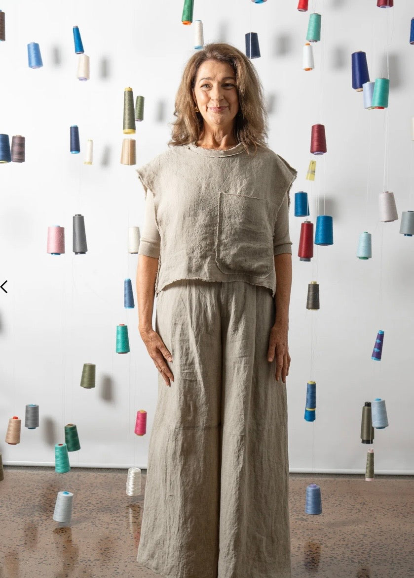 Maud Dainty II TIDAL VEST LINEN TOP - SAND