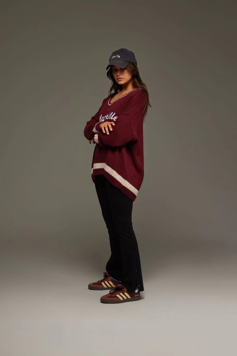 ARAMINTA JAMES II MARSEILLE Knit V-Neck Sweater - Red Wine