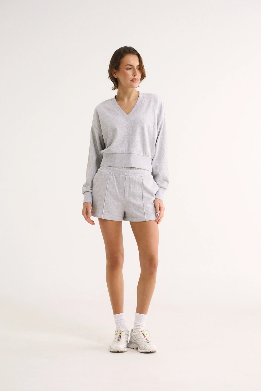 PRIMI II CHARLOTTE V NECK JUMPER - Grey