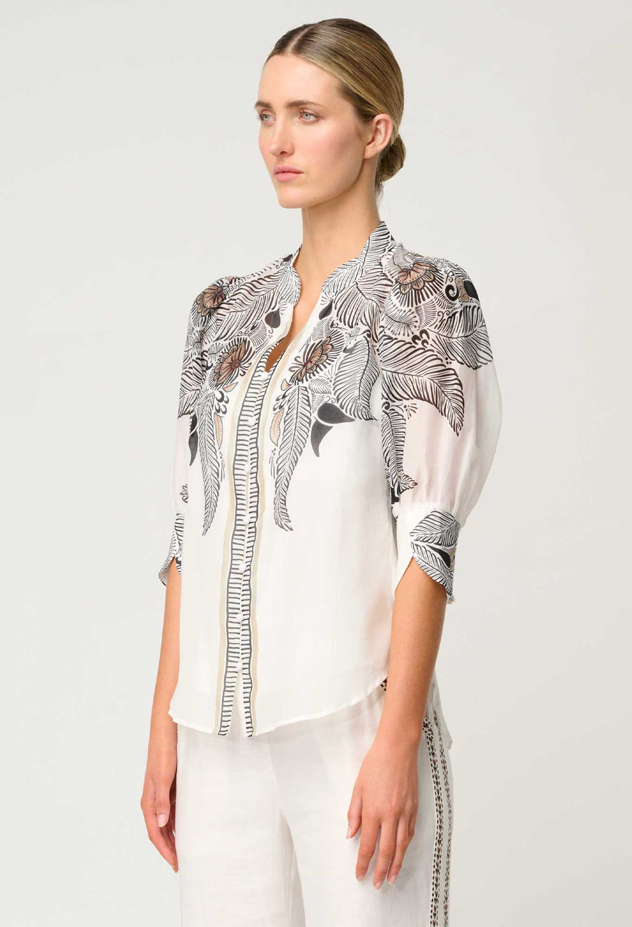 Oncewas II LELIA Silk Cotton Placement Print Collar Shirt - ivory Casablanca print