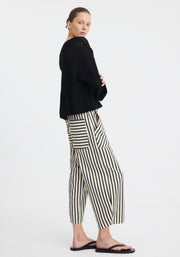 Morrison II MARINA CROP PANT - Stripe Black/Cream