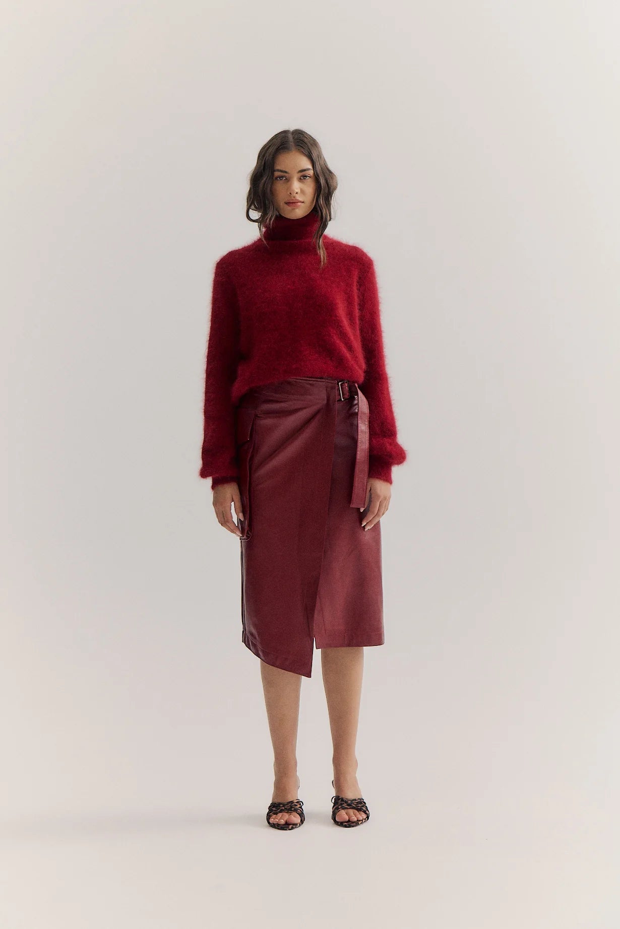 World Of Nomads II MAYA Roll Neck Knit - Merlot