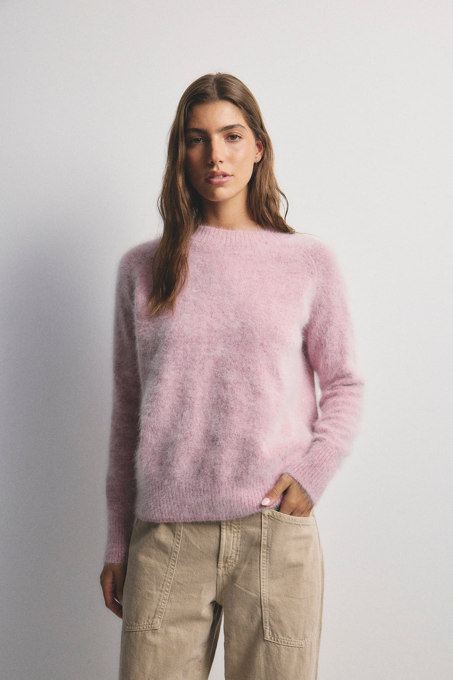 World Of Nomads II ADELE Cashmere Crew Neck Knit - Petal Cloud