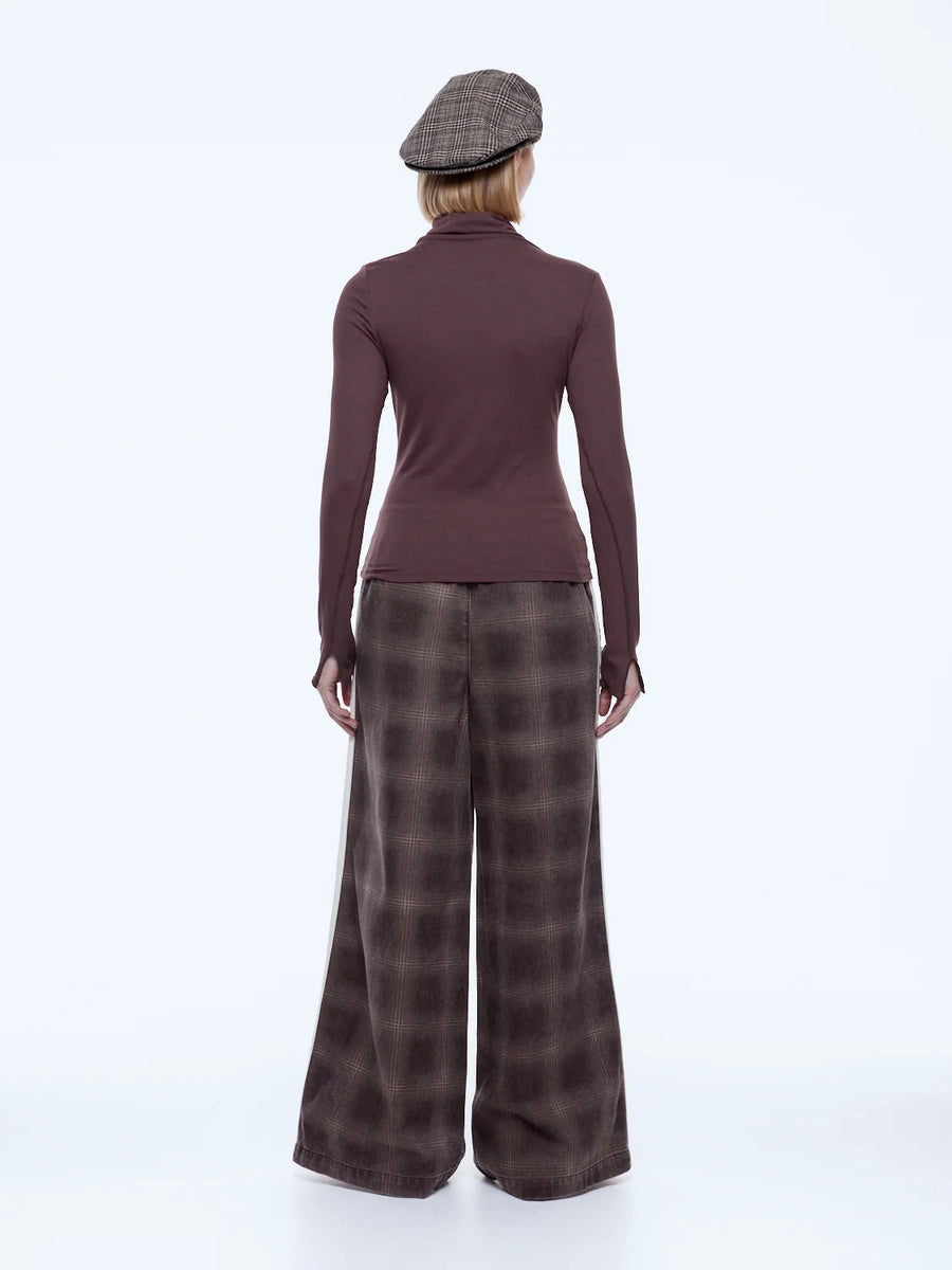 Ena Pelly II CHEVVAH Long Sleeve Top - chocolate
